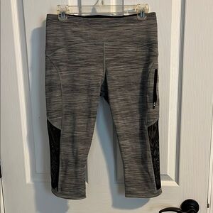 Lululemon Gray Capri Leggings with Black Mesh sides size 8